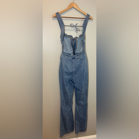Free People Women 6 We The Free Curvy 2nd Ave One Piece Jumpsuit medium Wash - Picture 6 of 9